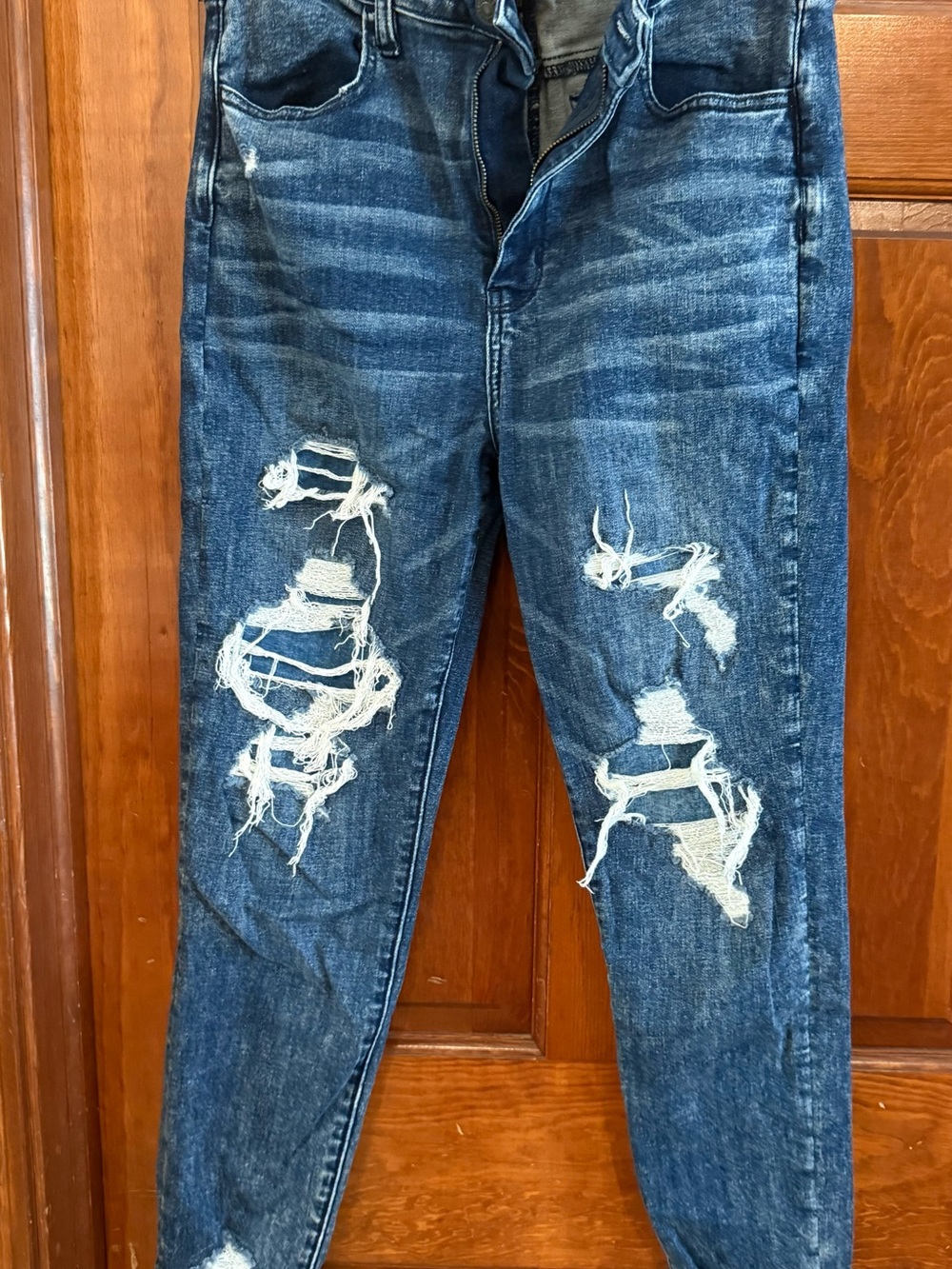 American Eagle Outfitters Women's Dark Blue Distressed Skinny Jeans